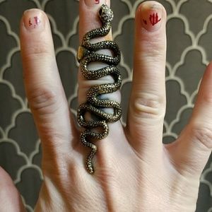 Full finger adjustable snakw ring